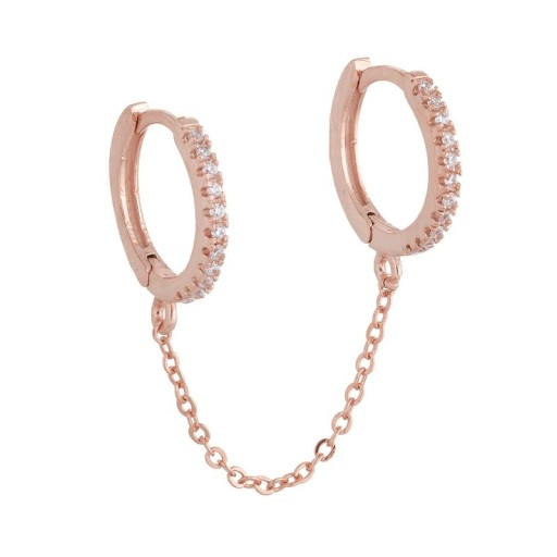 Damenohrringe mit Ringen an einer Kette