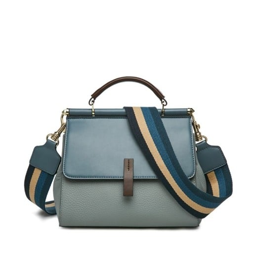 Damentasche Crossbody mit Obergriff und Klappe mit Riegel Breiter gestreifter Gurt mit Karabinern Echtes Leder 22,5 x 18 x 12 cm