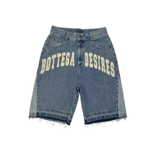 Dames denim shorts met geborduurd opschrift en brede pijpen losse spijker shorts met een rafelrand voor de zomer en in de stad