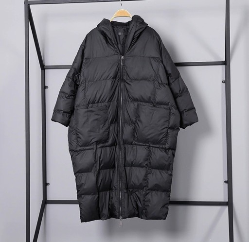 Dames lange winterjas met capuchon Losse gewatteerde pasvorm Ritssluiting Twee grote zakken Katoen en polyester Voor koud weer