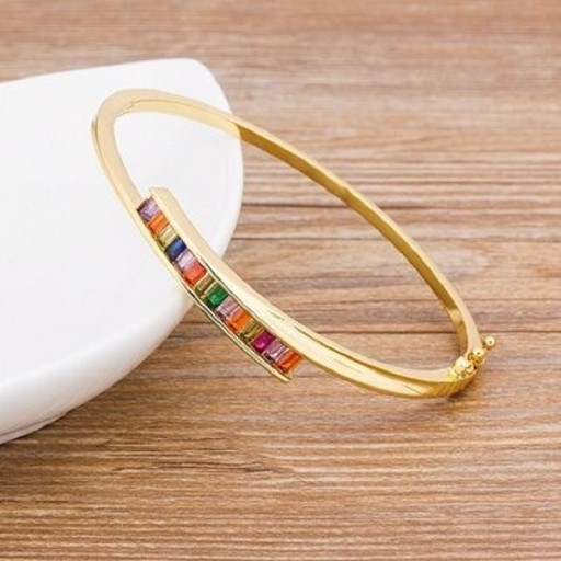 Dames massieve armband met stenen H545