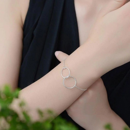 Damesarmband met cirkels