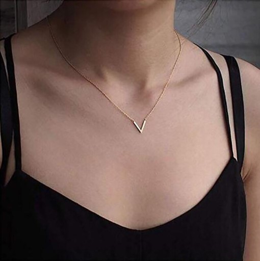 Damesketting met de letter V