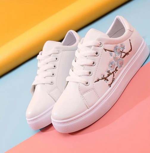 Damesneakers med blomster J1175
