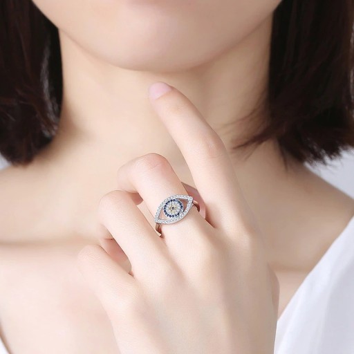 Damesring met oog D2063