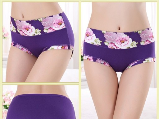 Dametrusser med blomster J3194