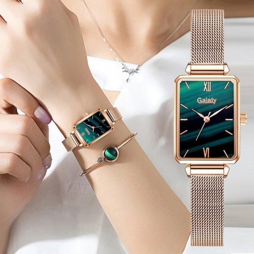 Dameur med armbånd