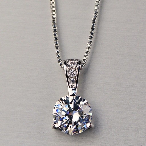 Damhalsband med runt hänge D537