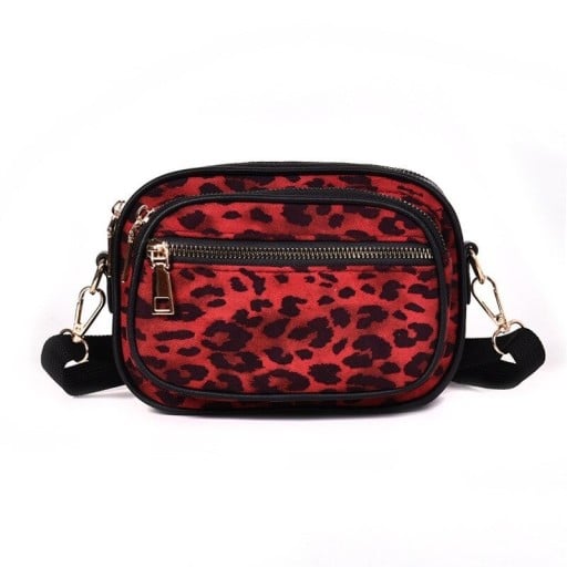 Dámská ledvinka s leopardím vzorem z umělé kůže Přední kapsa na zip Široký černý popruh se zlatavými karabinami 18 x 13 x 6 cm
