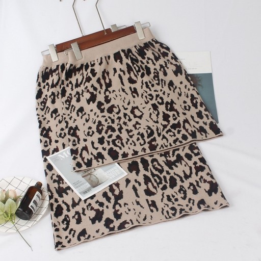 Dámska sukňa s leopardím vzorom A1143