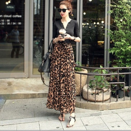 Dámská volná sukně s leopardím vzorem