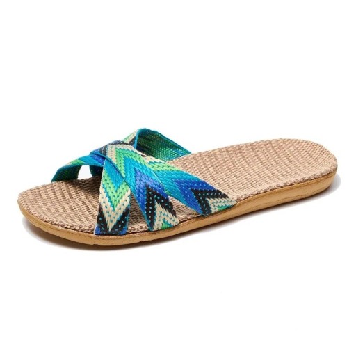 Dámske letné šľapky v boho štýle s farebnými tkanými pásmi Komfortná rovná podrážka Ľahká obuv na doma aj vonok Elegantný etno vzhľad