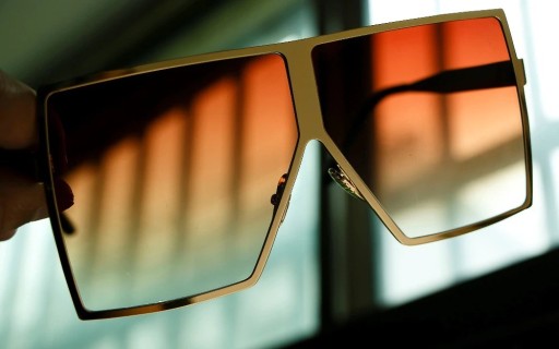 Dámske slnečné okuliare E1848