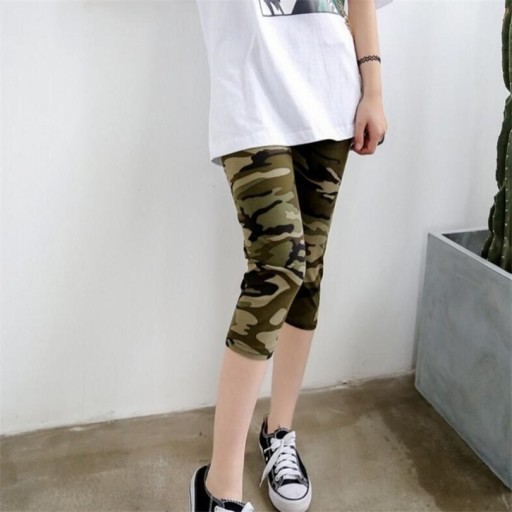 Damskie legginsy capri ze wzorem