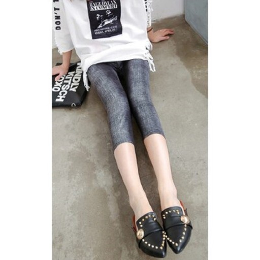 Damskie legginsy capri ze wzorem