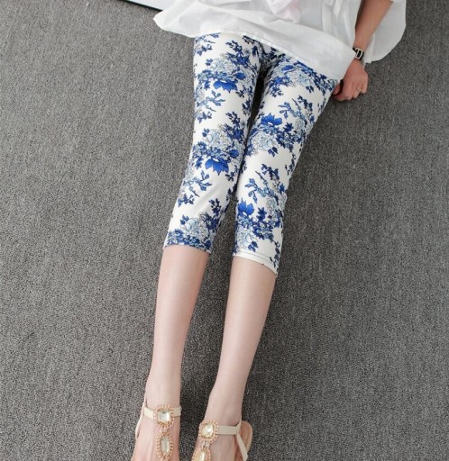Damskie legginsy capri ze wzorem
