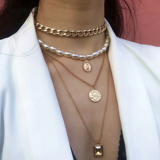 Dámsky dlhý náhrdelník s perlami