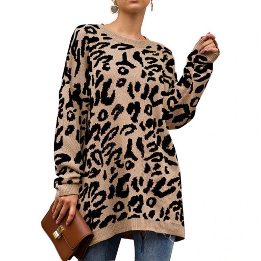 Dámsky dlhý sveter s leopardím vzorom