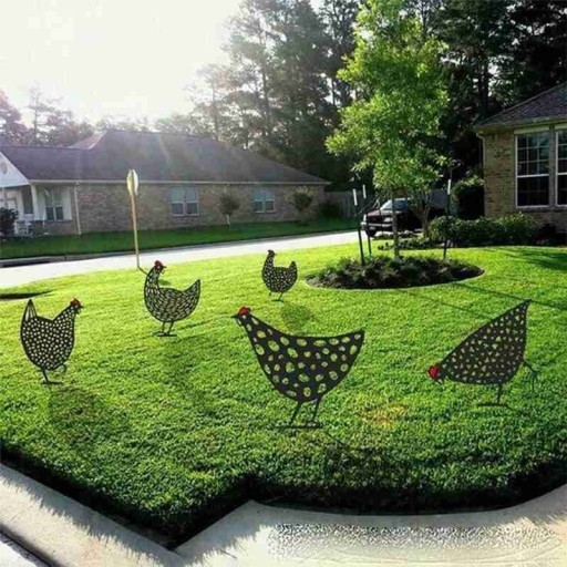 Decoración de jardín con forma de gallina