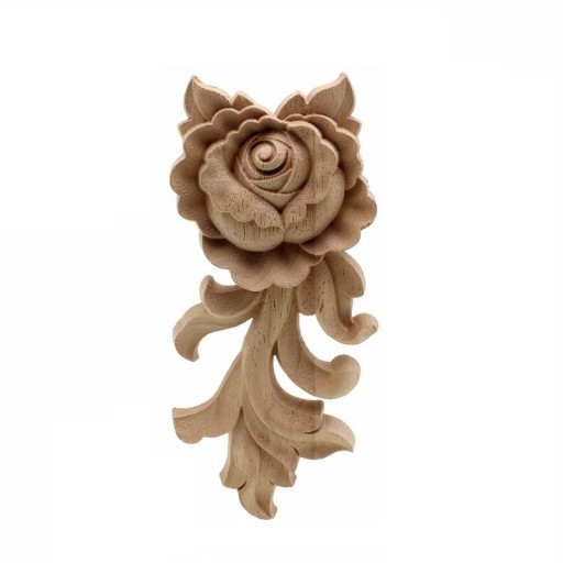 Décoration en rose sculptée