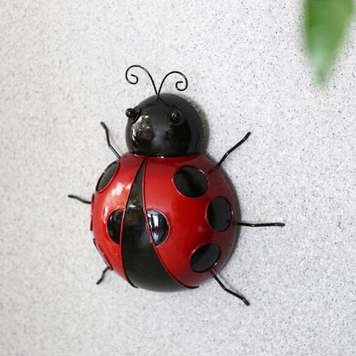 Décoration murale coccinelle