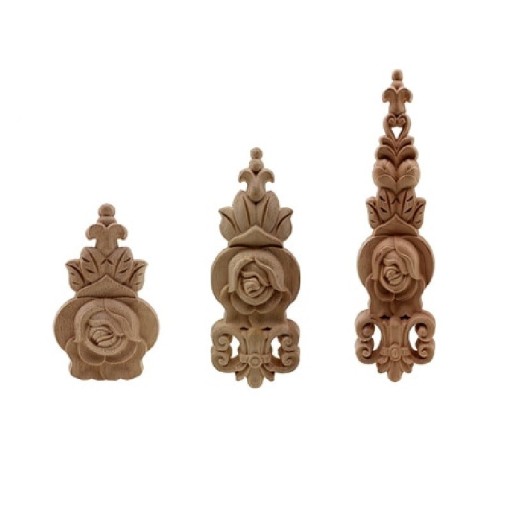 Decorazione intagliata rosa C479