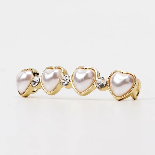 Dekorace na tkaničky bot perlová srdíčka kov zlaté barvy s kamínky ozdoba na tkaničky doplněk na šněrovací obuv