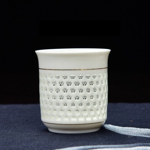 Dekoreret porcelænskrus