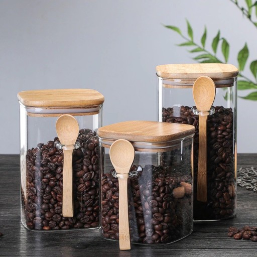 Dés à verre avec cuillère