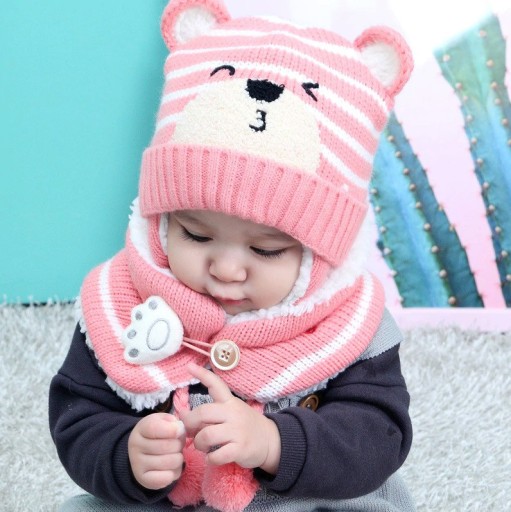 Detská zimná čiapka a nákrčník s medvedíkom