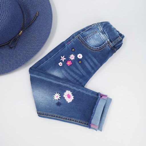 Dievčenské džínsy s potlačou kvetín