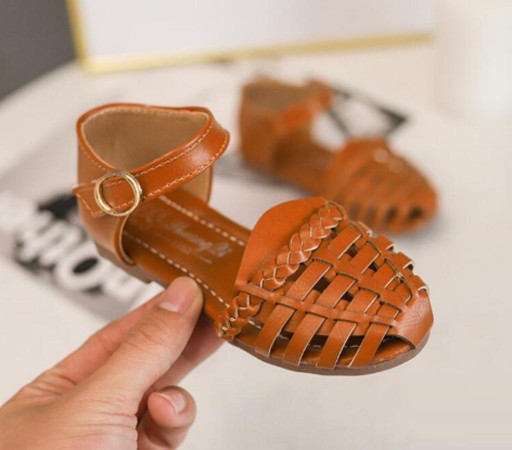 Dievčenské kožené sandále