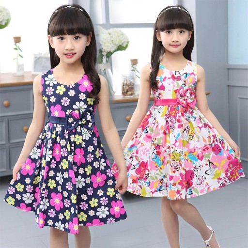 Dievčenské kvetované šaty N88