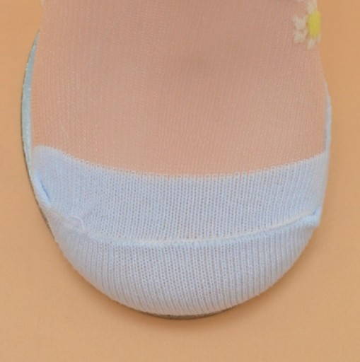 Dievčenské priesvitné ponožky s jahodami - 4 páry