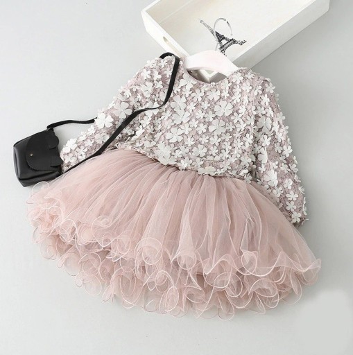 Dievčenské šaty s tylovou sukňou N103