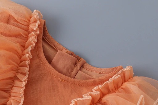 Dievčenské šaty s volánikmi N342