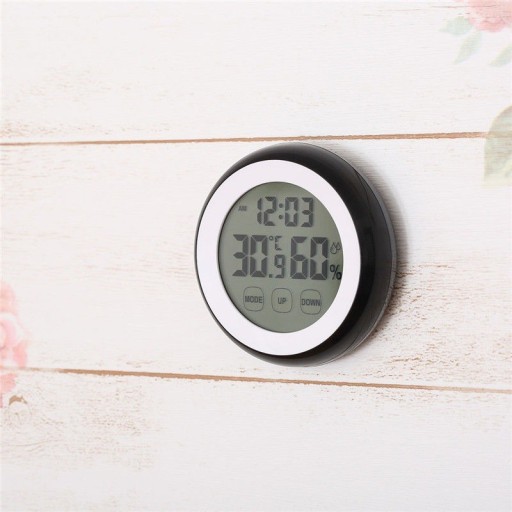 Digital klocka med magnet