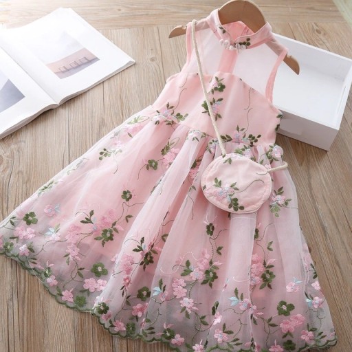 Dívčí šaty N204