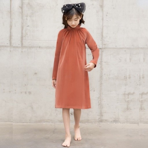 Dívčí šaty N604