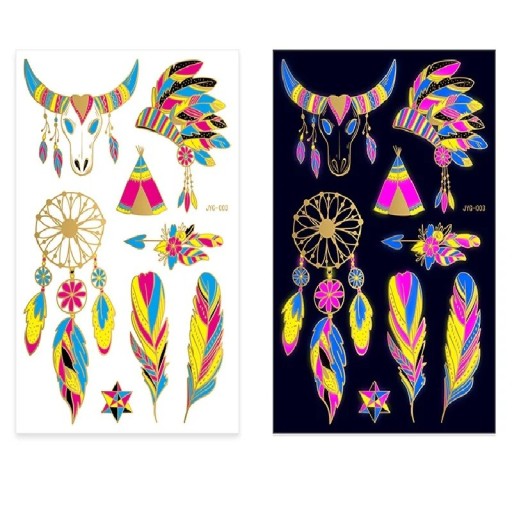 Dočasné svítící tetovací samolepky s motivem býčí lebky peří a lapače snů fluoreskující pod UV světlem neonové boho tetování na festival