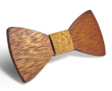 Drewniana muszka J634