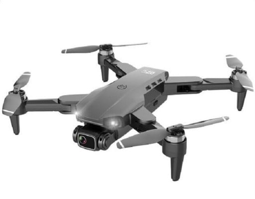 Drone kamerával és tartalék akkumulátorokkal