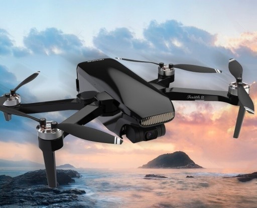 Drone med kamera og tilbehør K2639