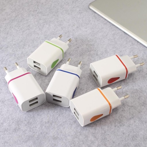 Dubbel USB-strömadapter K703