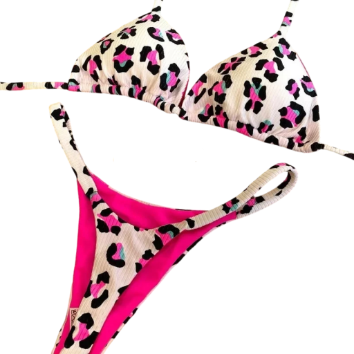 Dwuczęściowy damski biustonosz typu bikini z różowym wzorem w panterkę, trójkątne majtki, stylowy letni strój kąpielowy na plażę i do pływania
