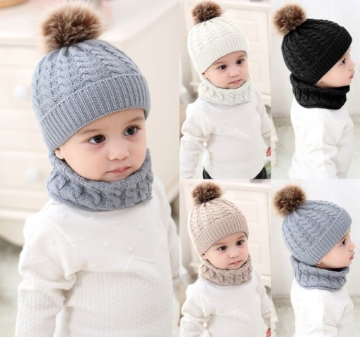 Dziecięca czapka zimowa z szalikiem