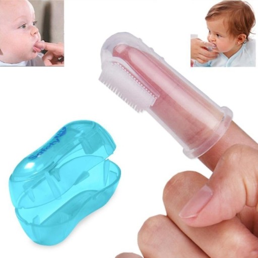 Dziecięca szczoteczka do zębów na palcu