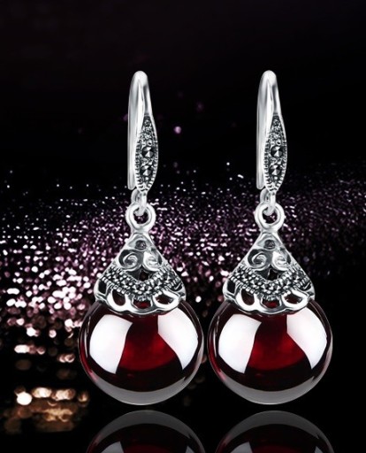 Elegant Silver Ladies' Earrings
