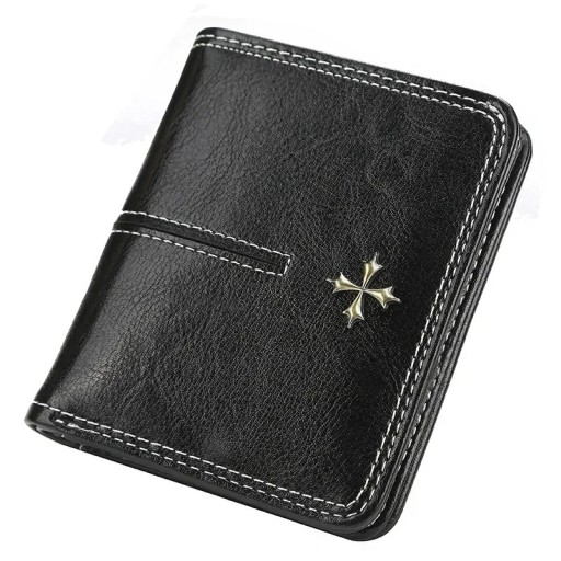 Elegante cartera de cuero con un distintivo logotipo de cruz, diseño elegante y mano de obra de calidad: duradera, fácil de mantener y atemporal.