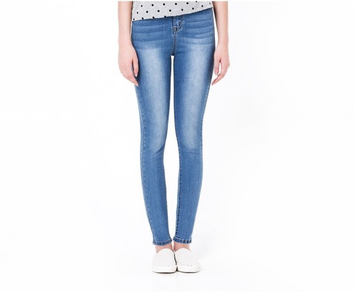 Elegantné dámske džínsy - Svetlo modré J3337